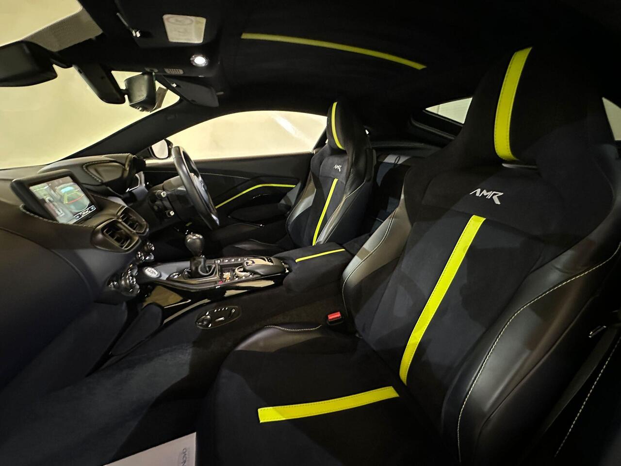Aston Martin Vantage MV20UZG