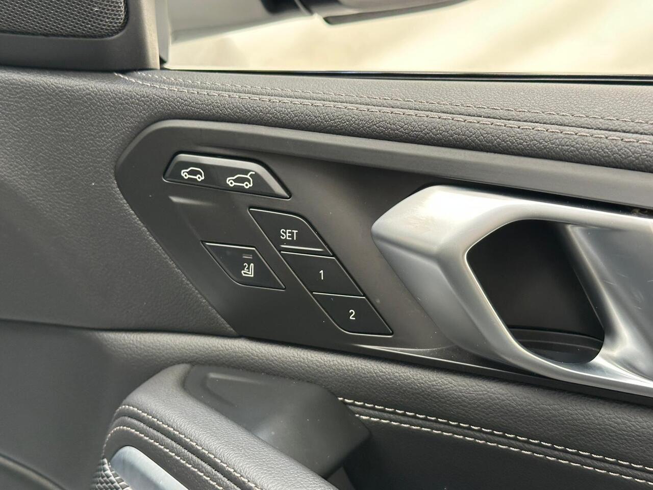 BMW X6 AO22MXR