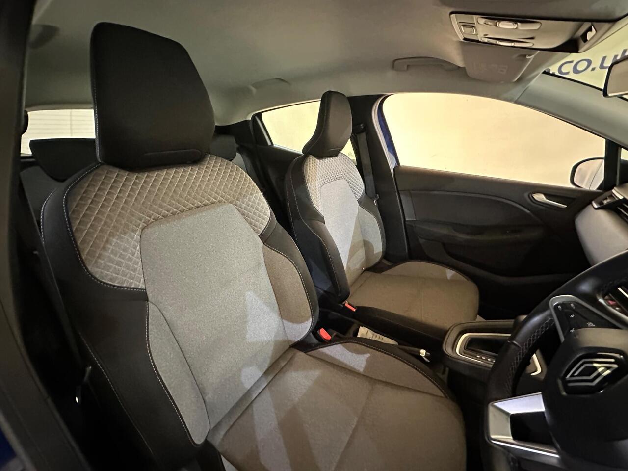 Renault Clio YJ24JPN