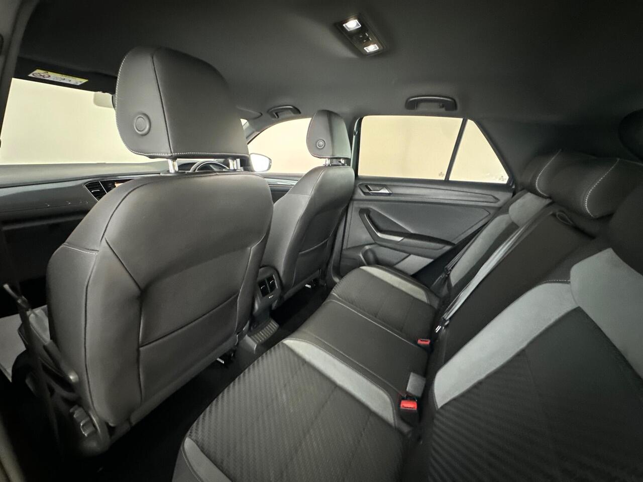 Volkswagen T-Roc VO69HNL