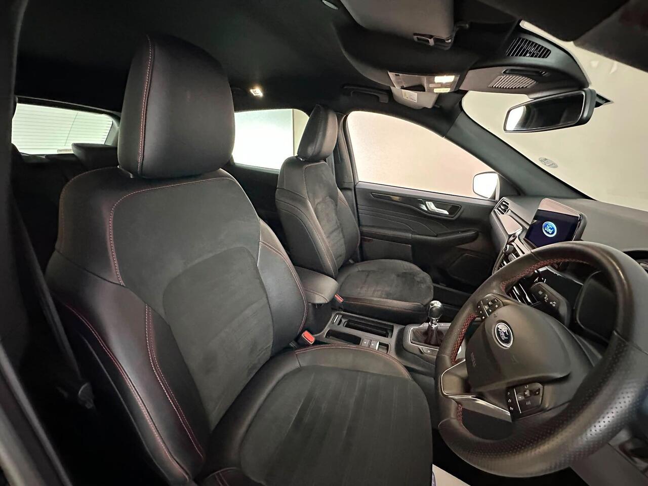 Ford Kuga YS22DYO
