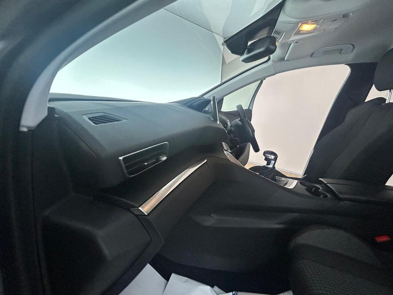 Peugeot 3008 MF72OYT