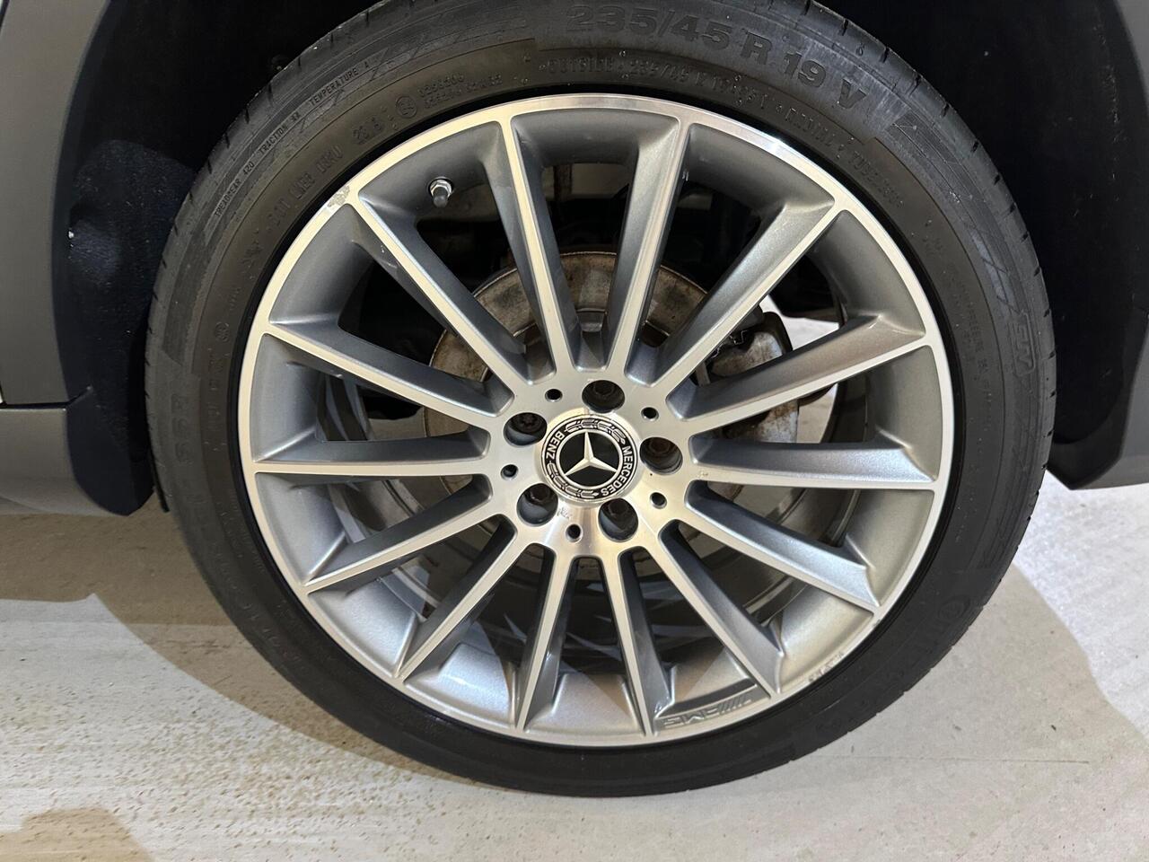 Mercedes-Benz GLA VO69VZZ