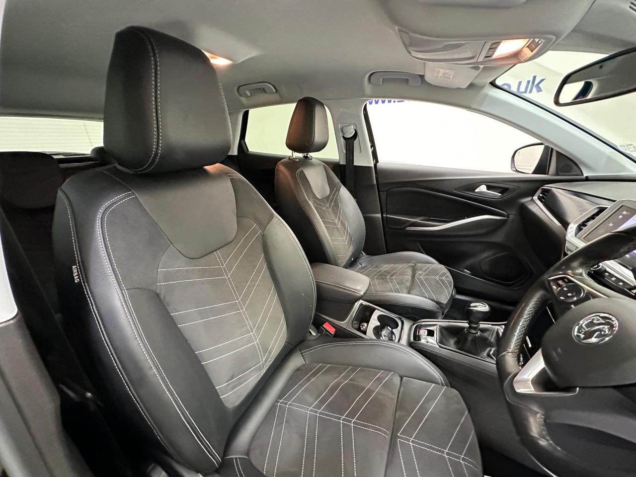 Vauxhall Grandland PF72DEU