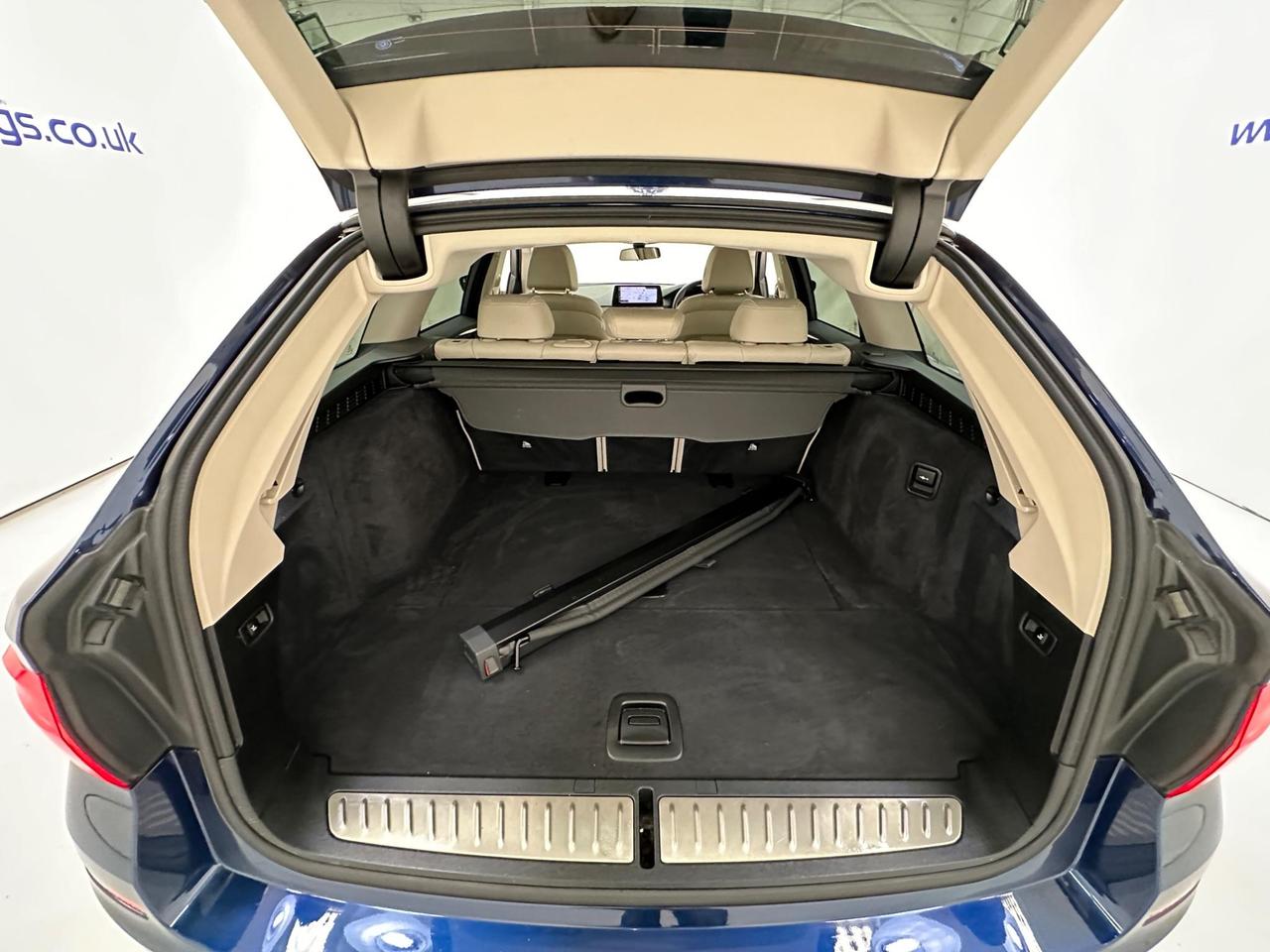 BMW 5 Series HX68WKY
