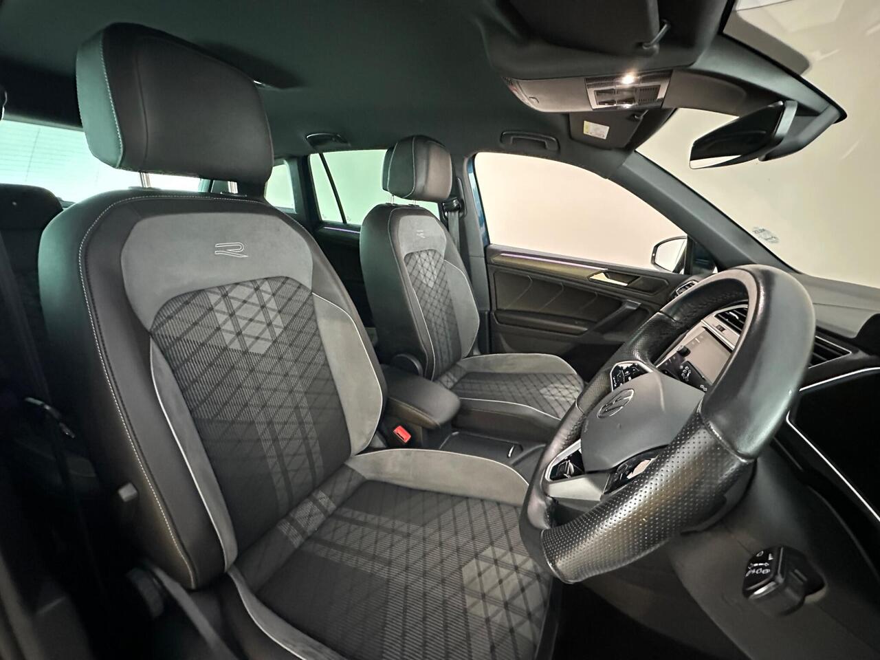 Volkswagen Tiguan VO24XRH