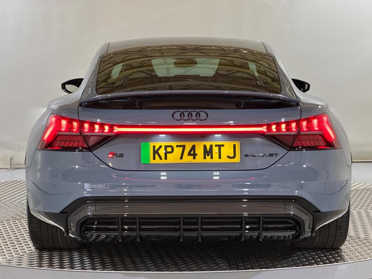 Audi RS e-tron GT KP74MTJ