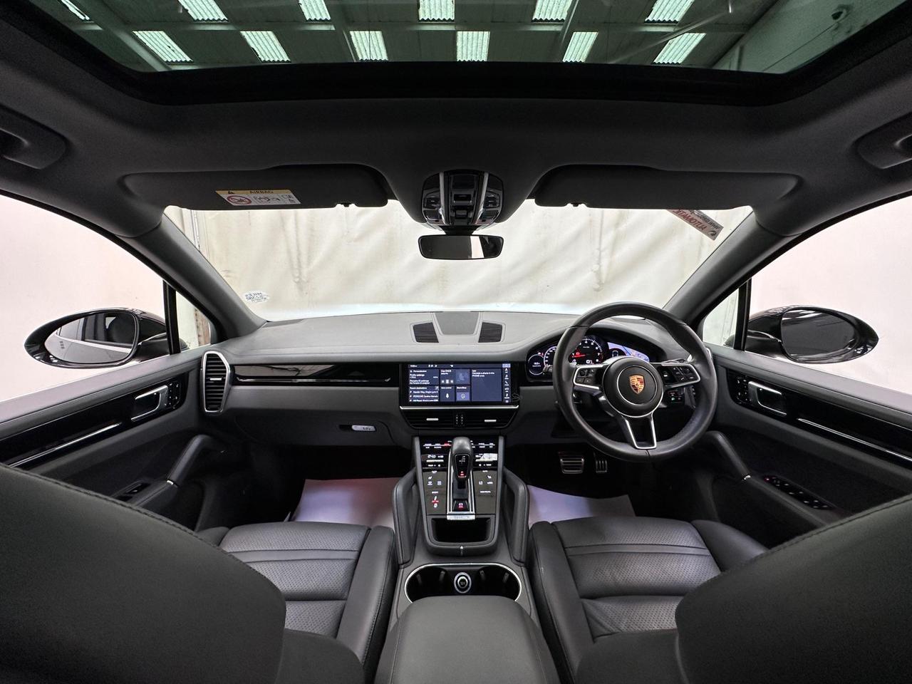 Porsche Cayenne AK18UXX