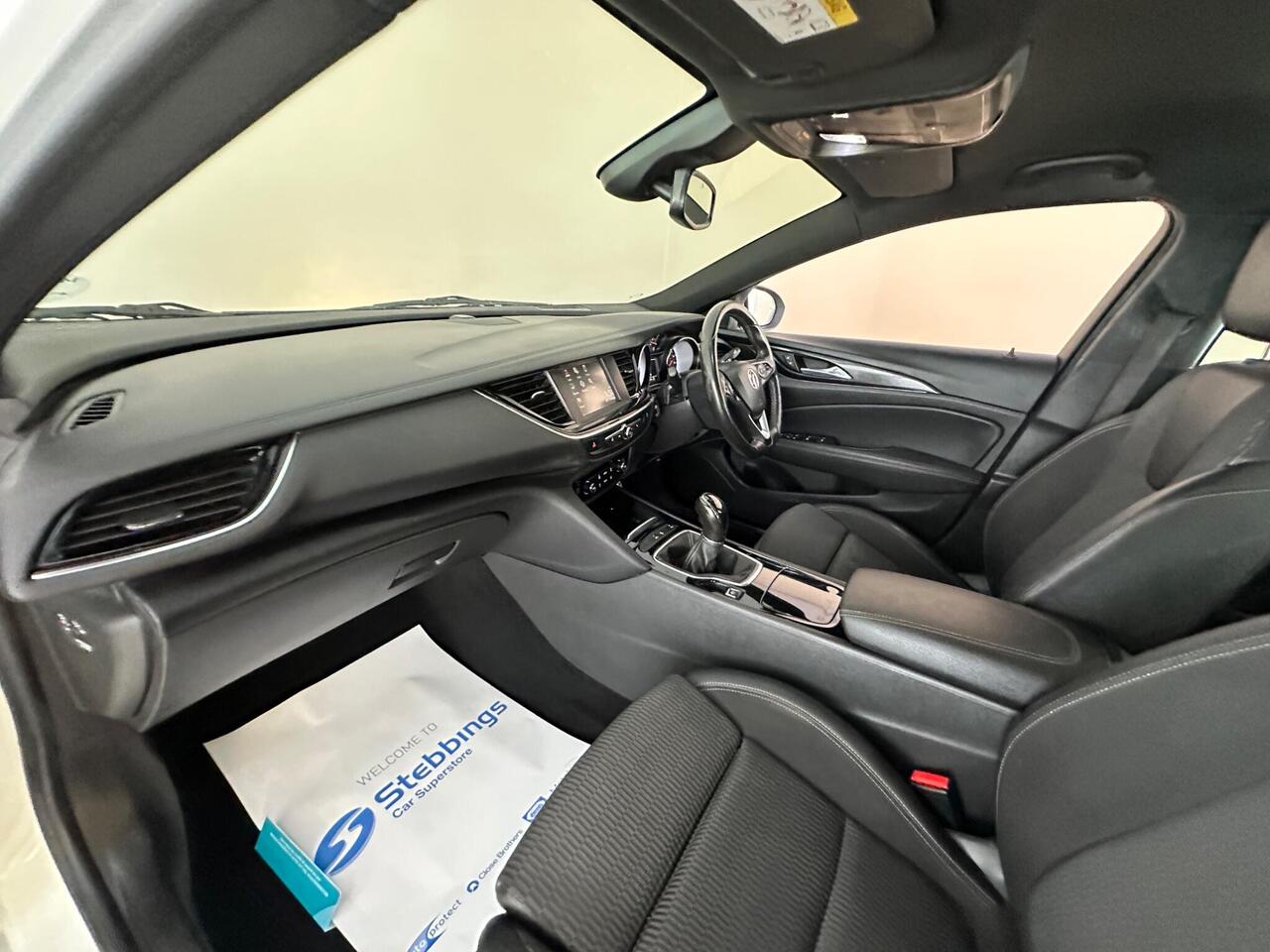 Vauxhall Insignia DS19CWU