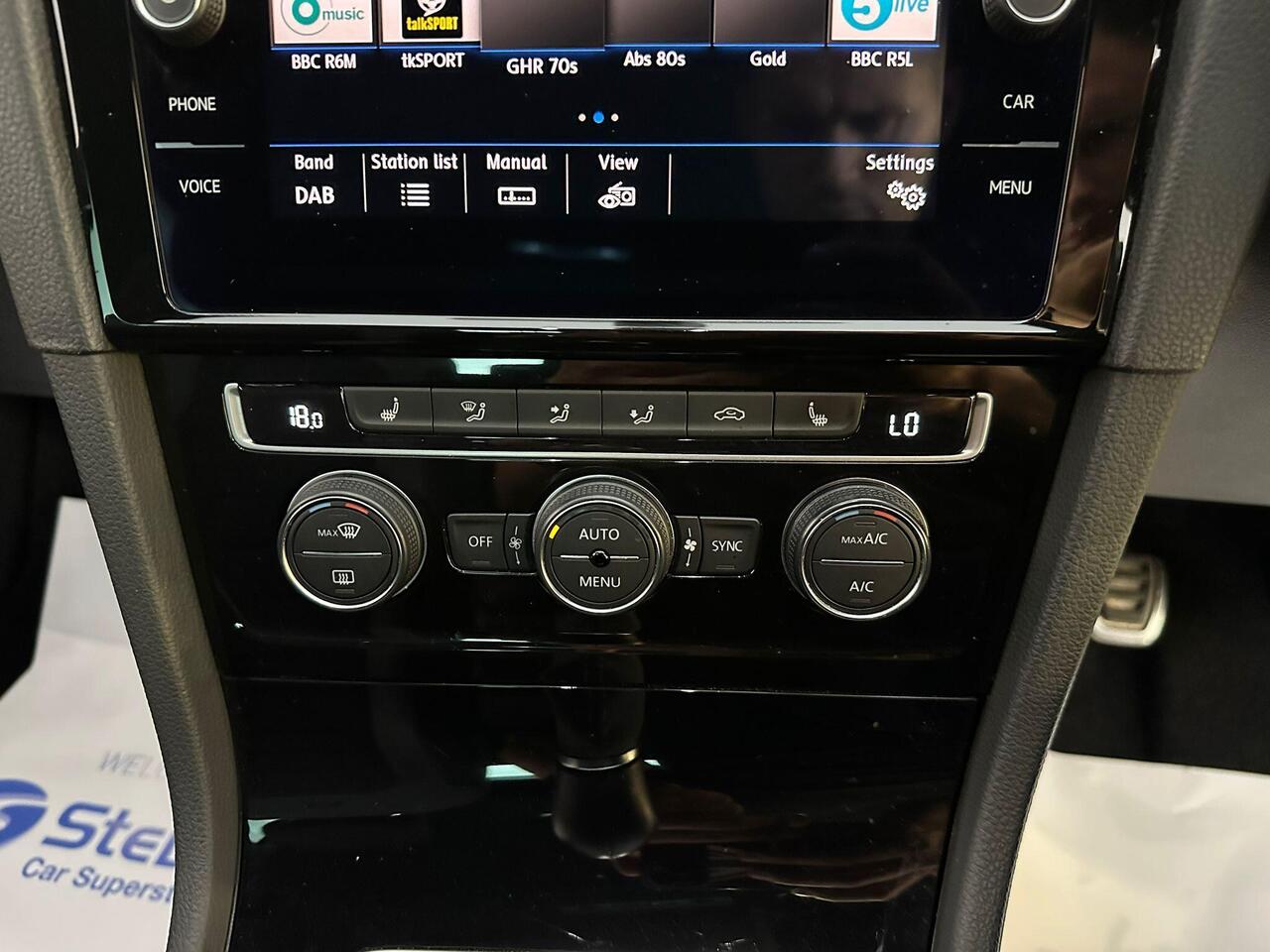 Volkswagen Golf SM69RDY