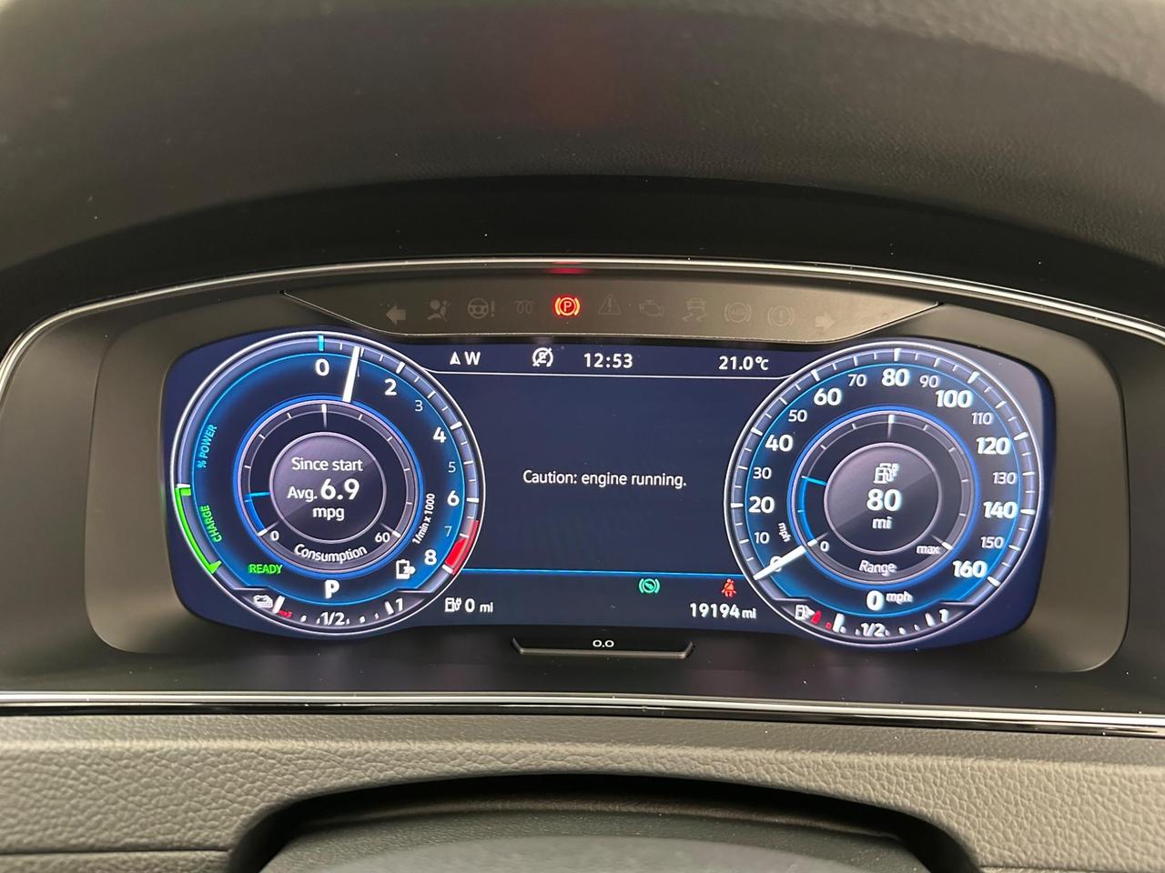 Volkswagen Golf FA18XRE