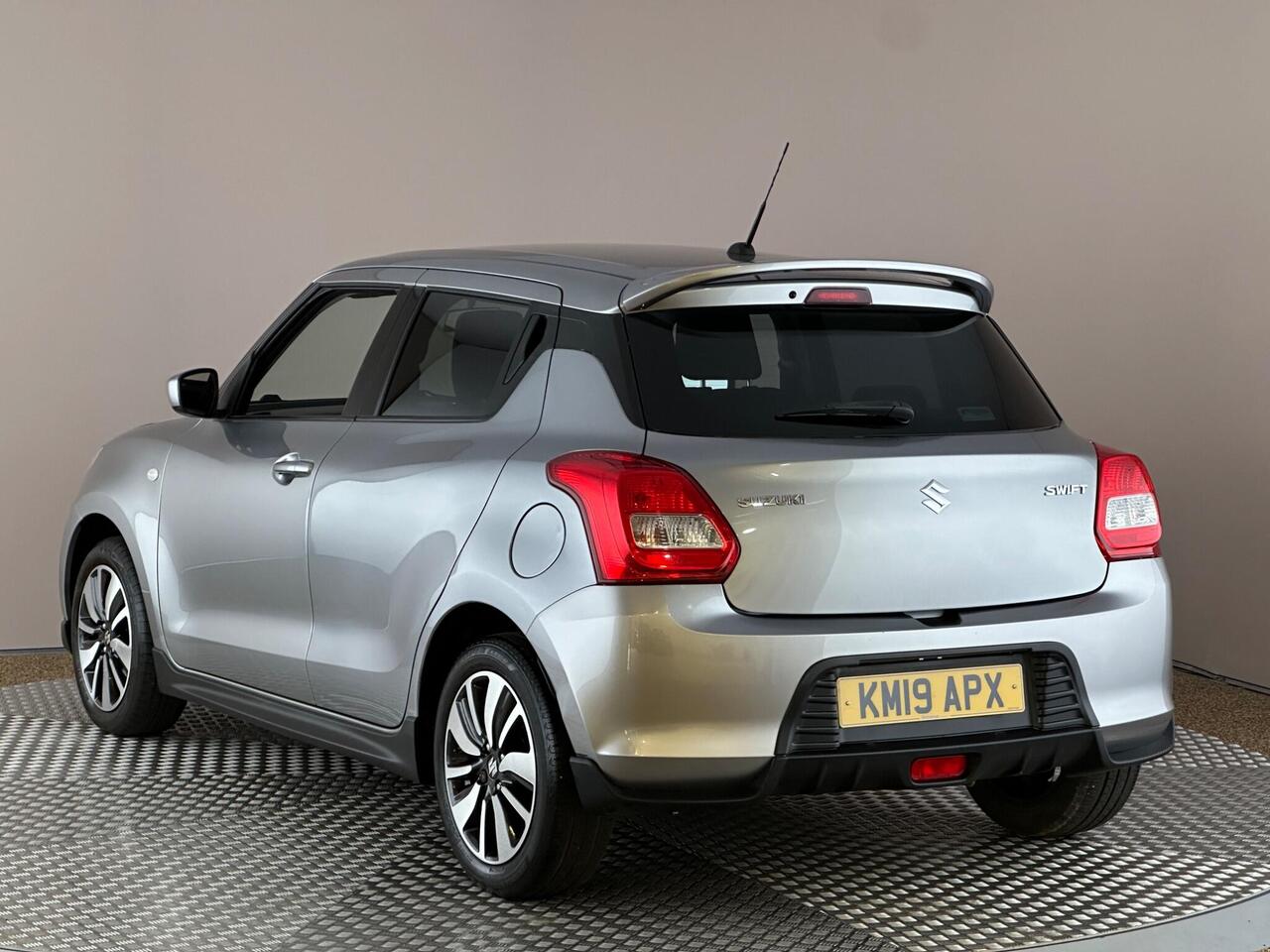 Suzuki Swift KM19APX