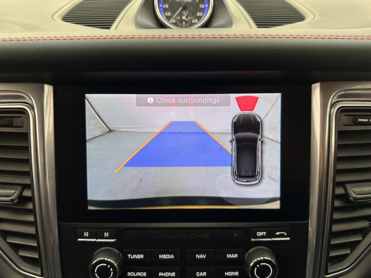 Porsche Macan WM66DZS