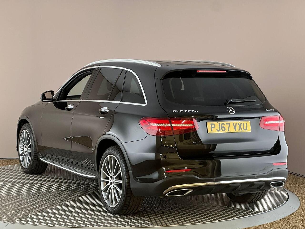 Mercedes-Benz GLC PJ67VXU