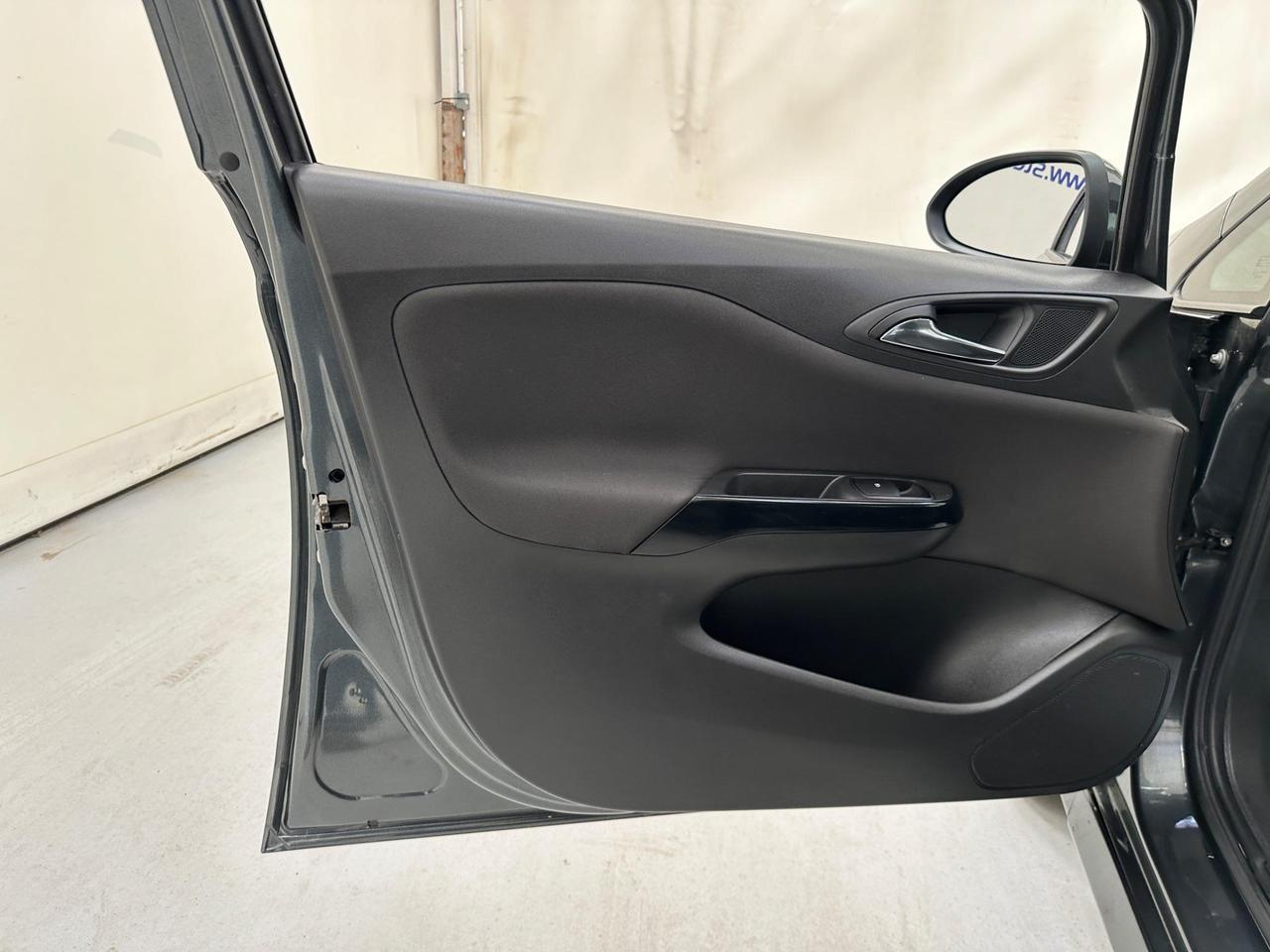 Vauxhall Corsa DT18OHZ
