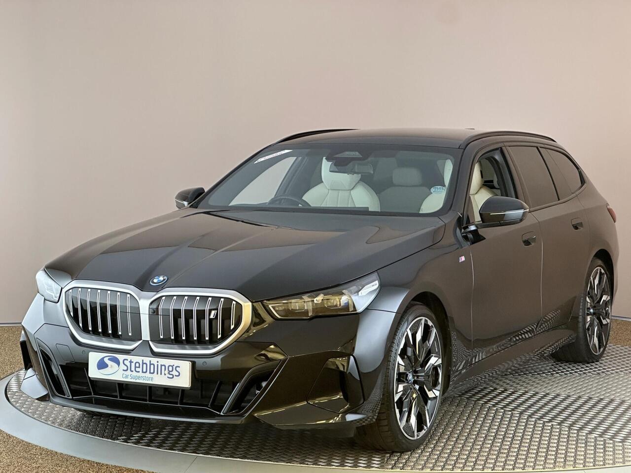 BMW i5 AO25HRK