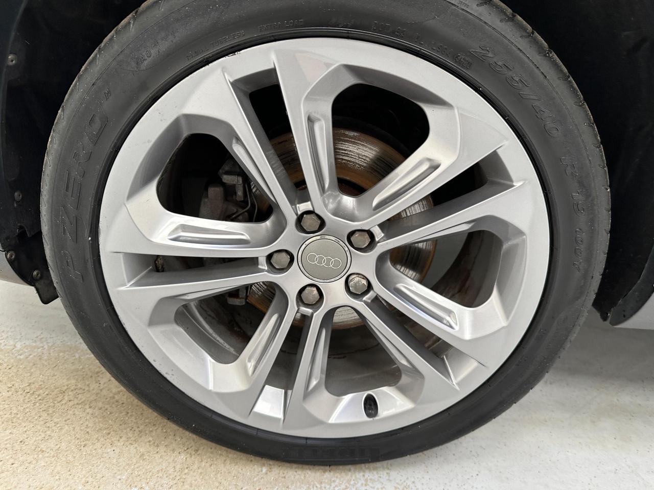 Audi Q3 RF16EHZ