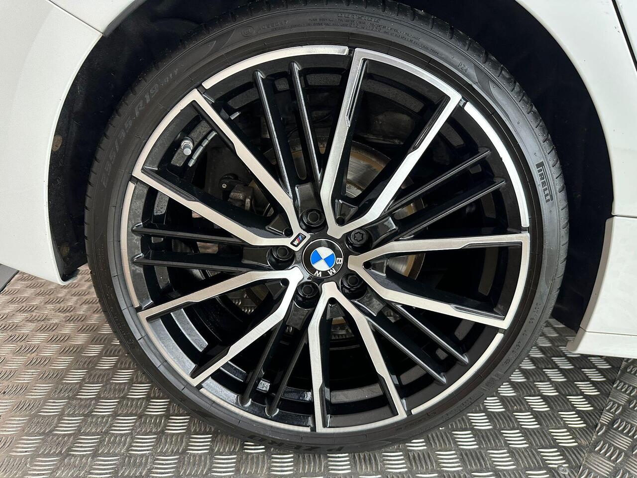 BMW 1 Series YF21SYG