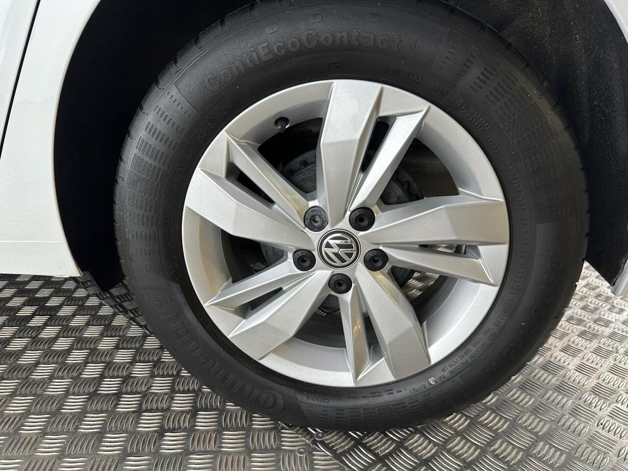 Volkswagen Polo AW19CXP