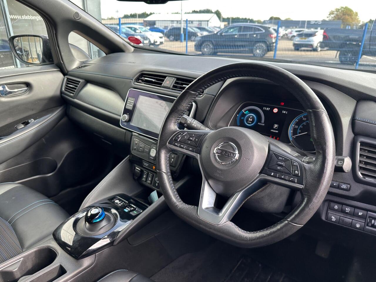 Nissan Leaf YO69FRN