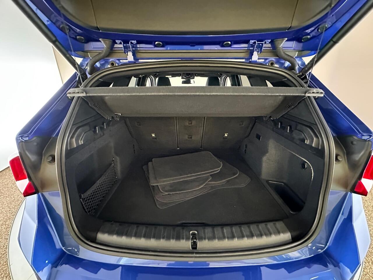 BMW iX1 KP23URK