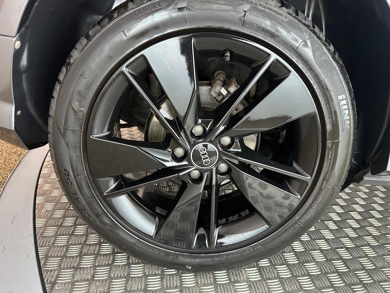 Audi Q2 AU71TKE