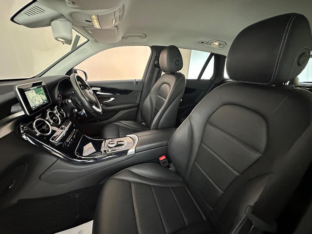 Mercedes-Benz GLC WF68WRX
