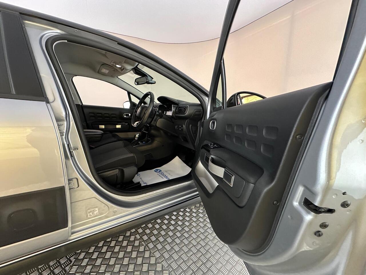 Citroen C3 OV69YOL