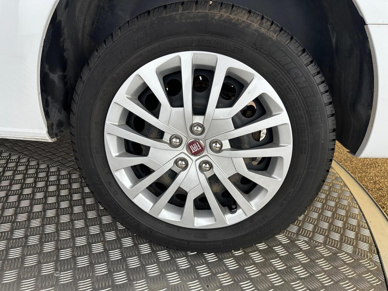 Fiat Scudo HV73YNB