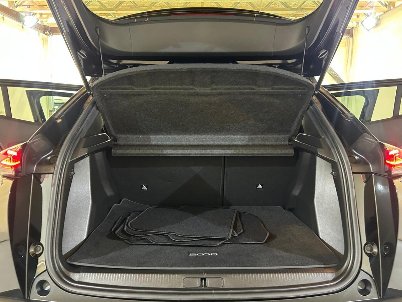 Peugeot 2008 OY73WJJ
