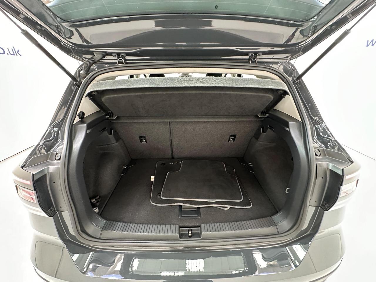 Volkswagen T-Cross RY19MVX