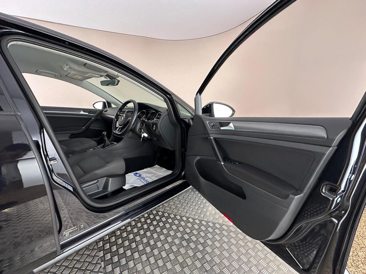 Volkswagen Golf AU20UTR