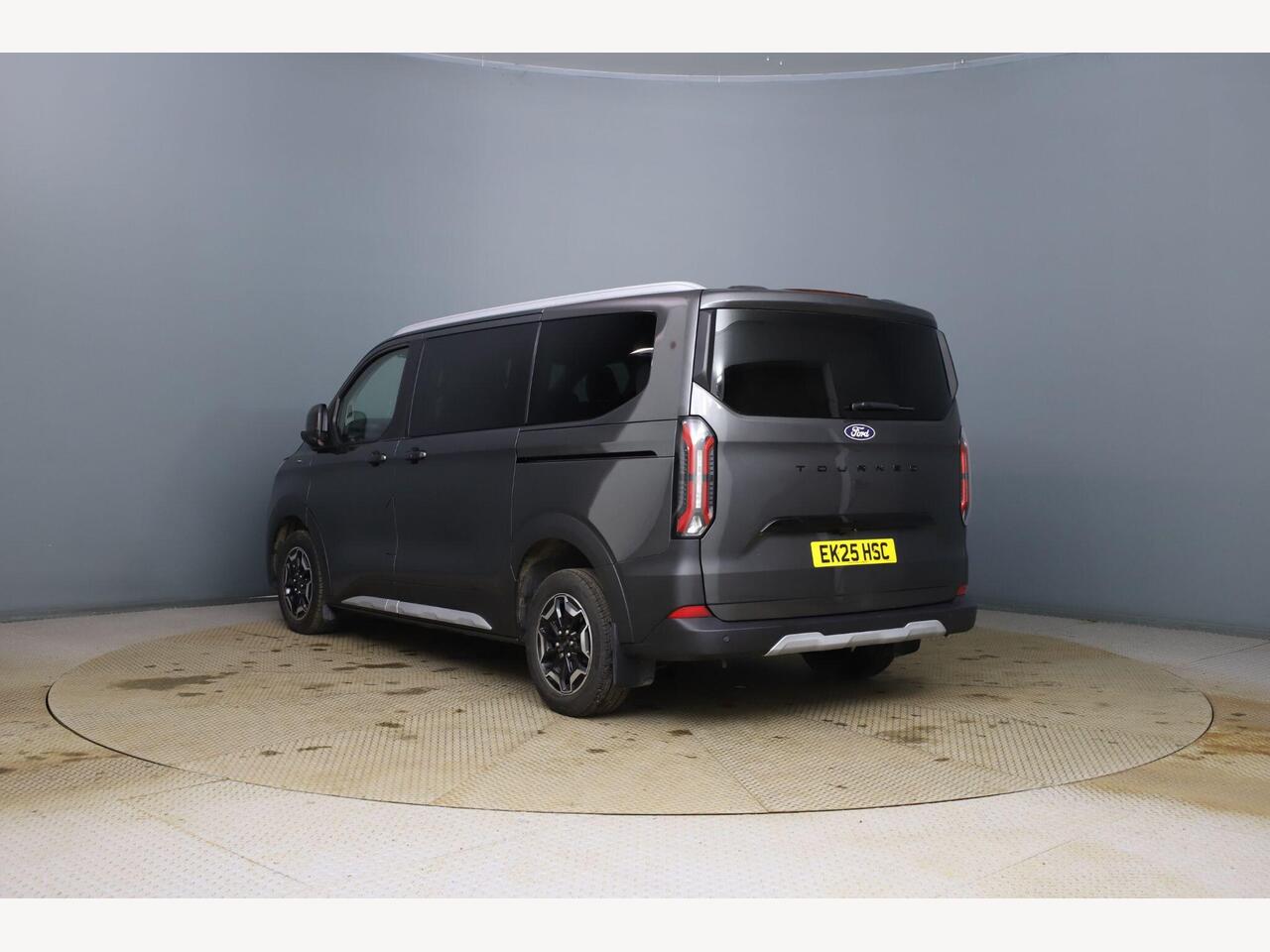 Ford Tourneo Custom EK25HSC