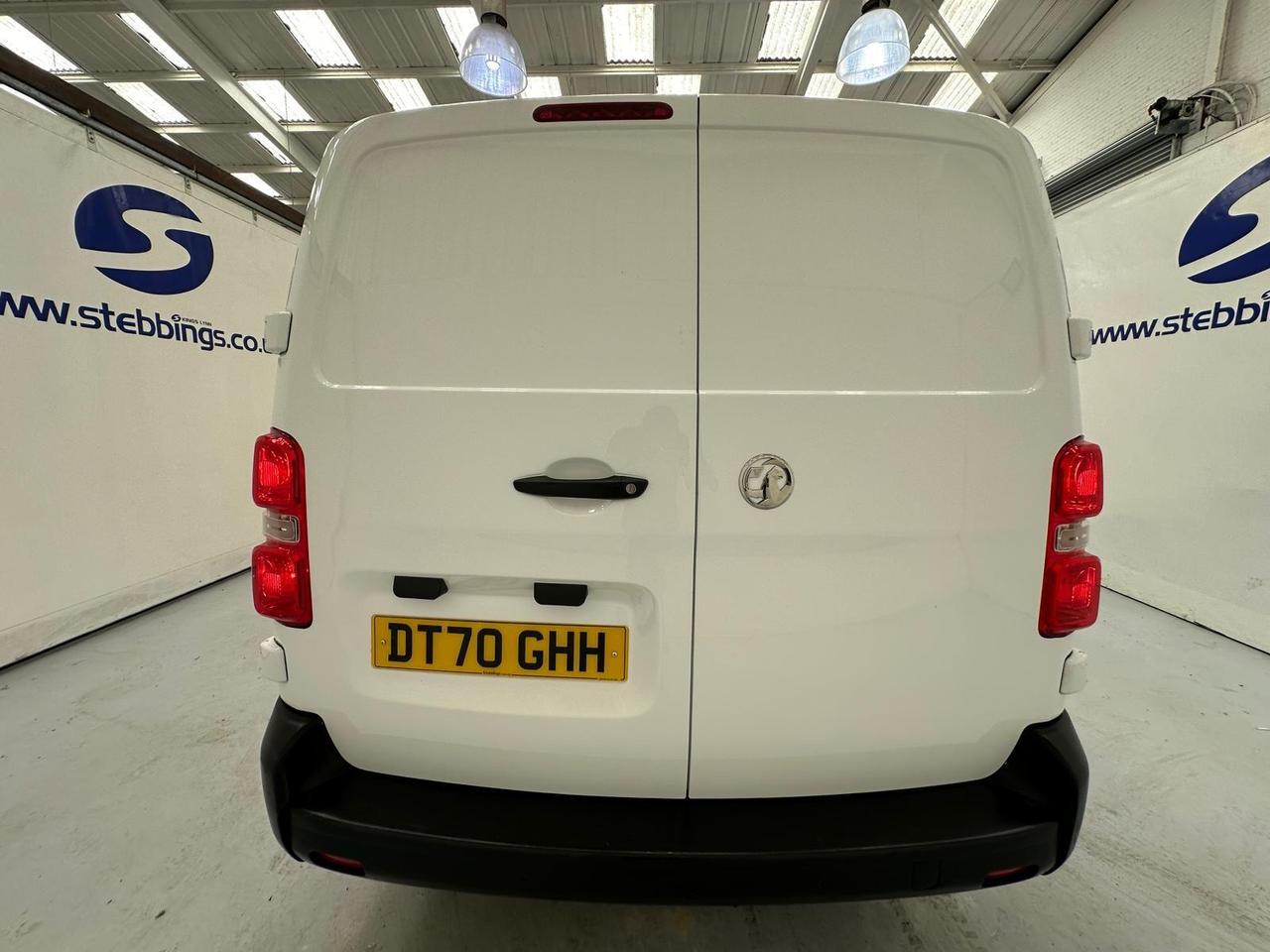 Vauxhall Vivaro DT70GHH
