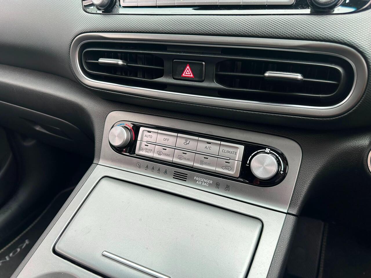 Hyundai KONA MT72UNB