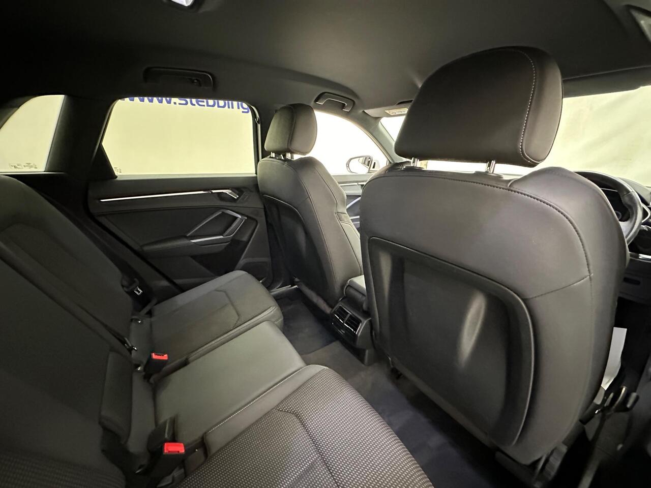 Audi Q3 ST21LJF