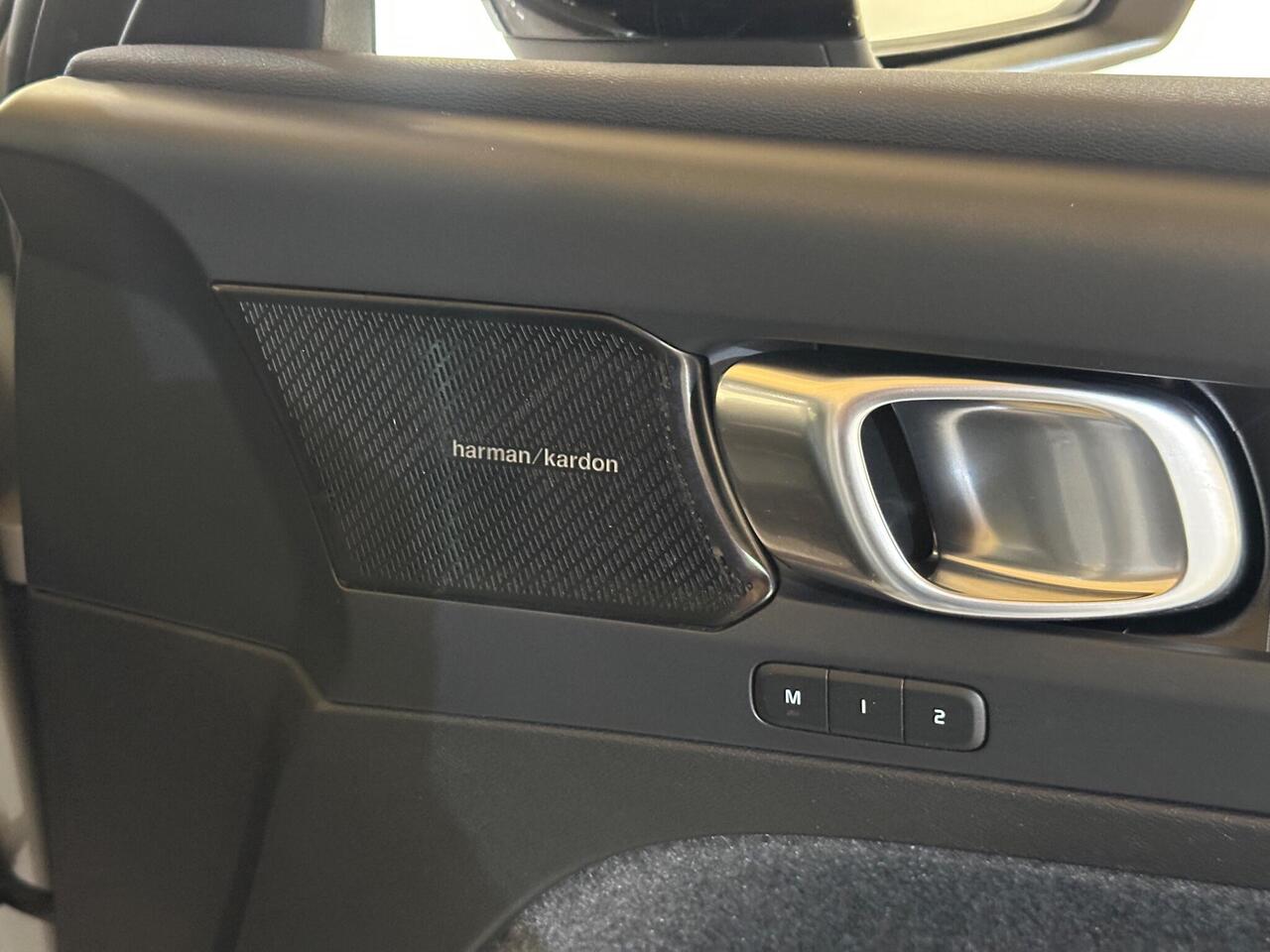 Volvo XC40 AD22HDX