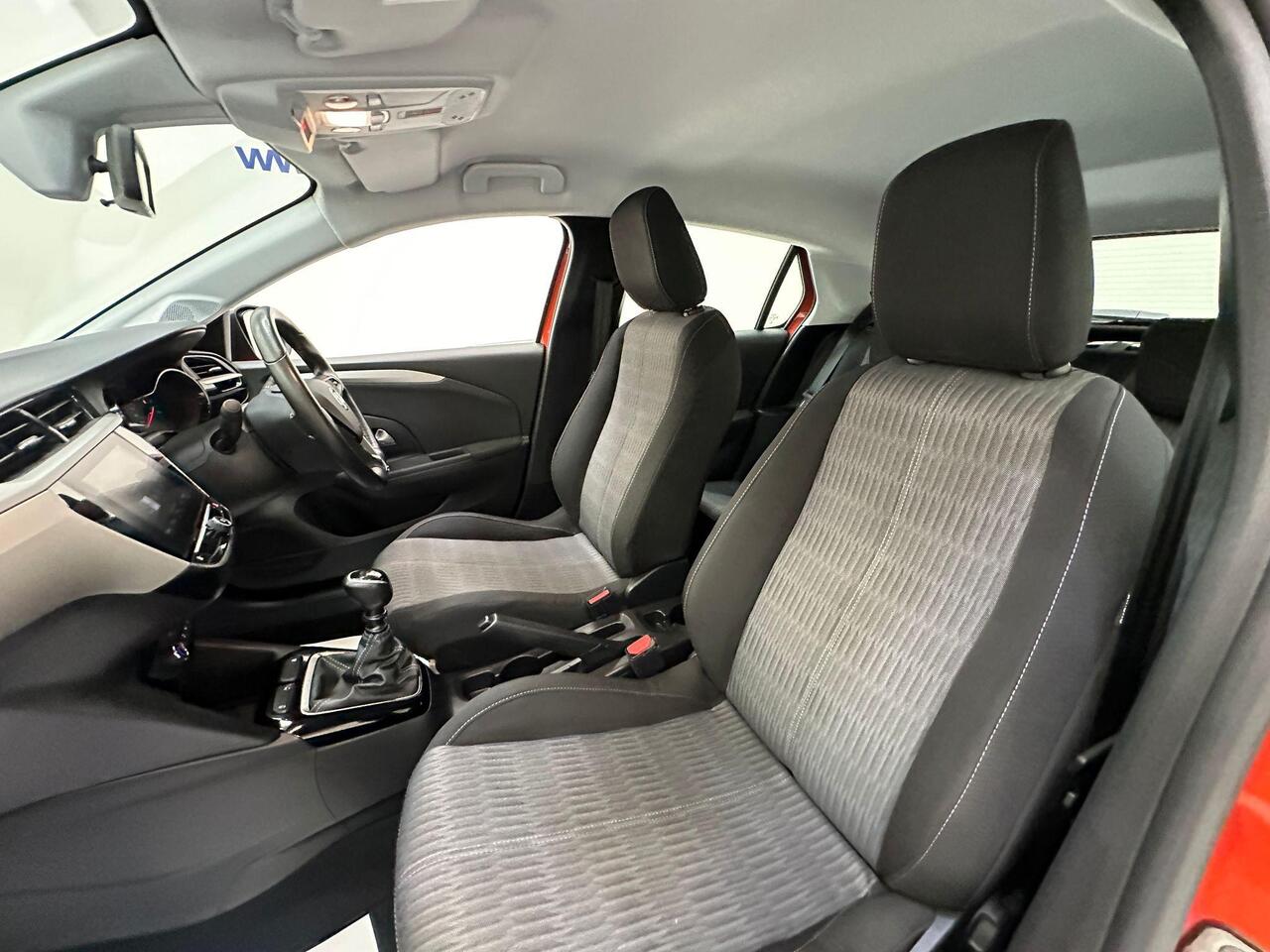 Vauxhall Corsa VU70ZNG