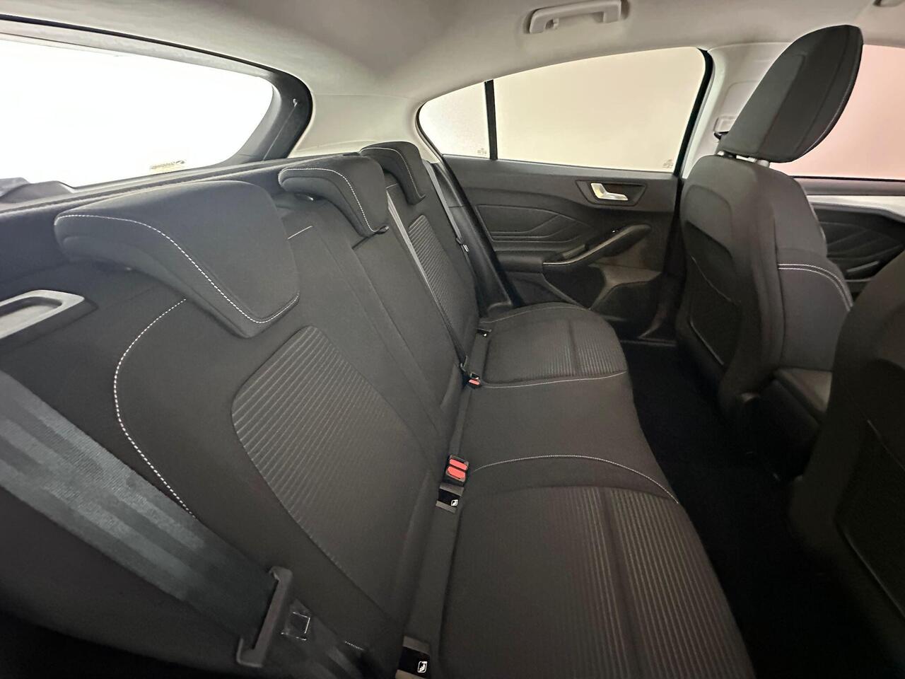 Ford Focus KW69ZVB