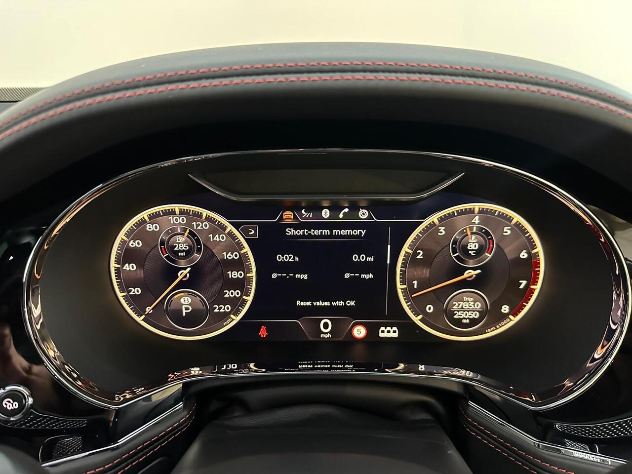 Bentley Flying Spur SN71VZD