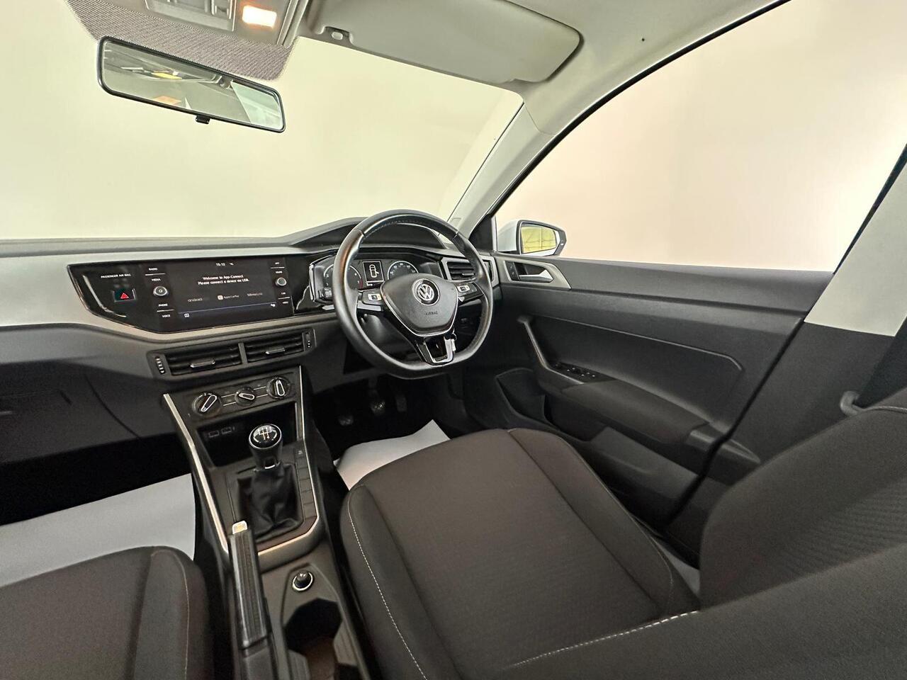Volkswagen Polo AW19CXP