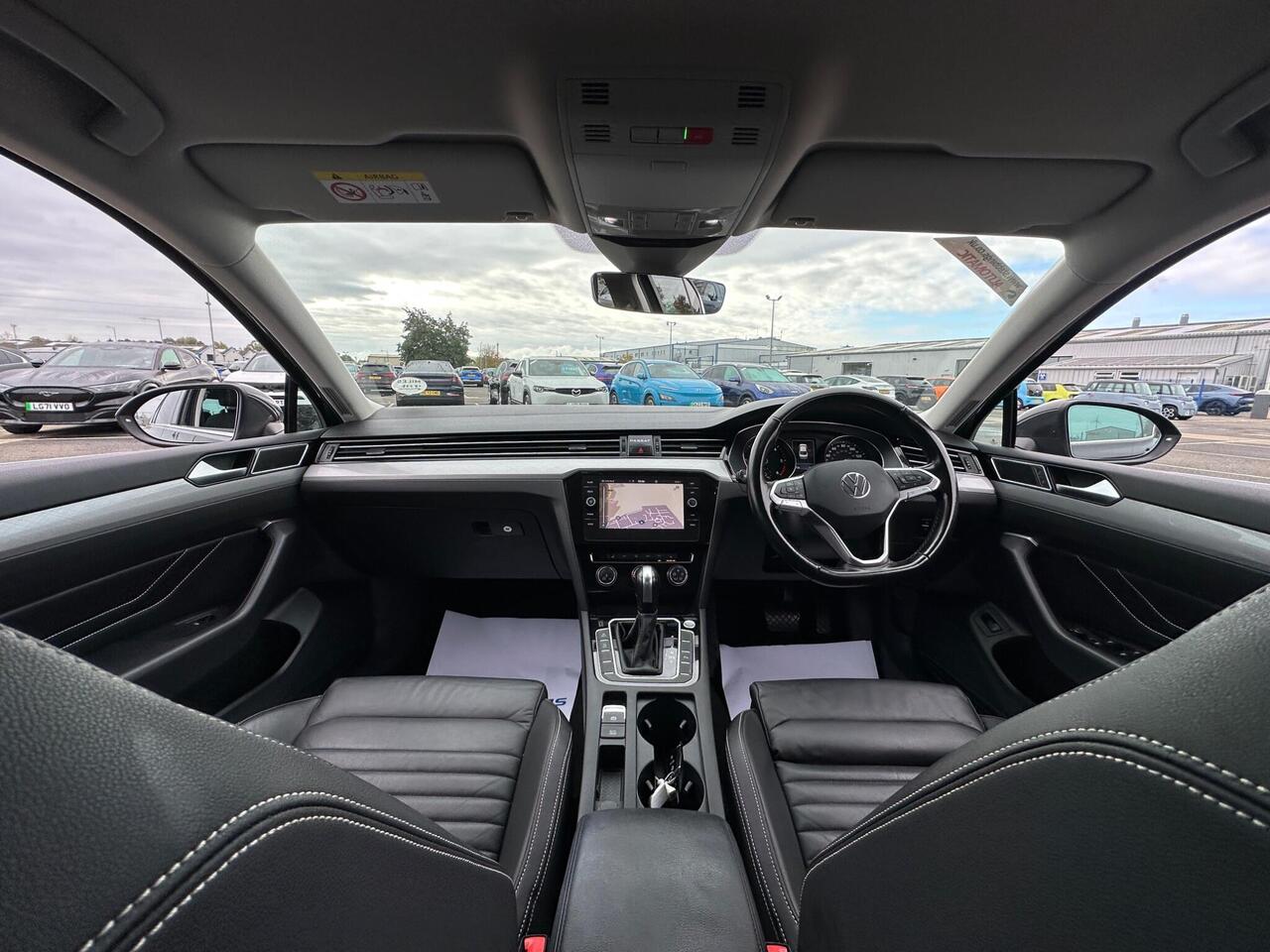 Volkswagen Passat YE70PYB