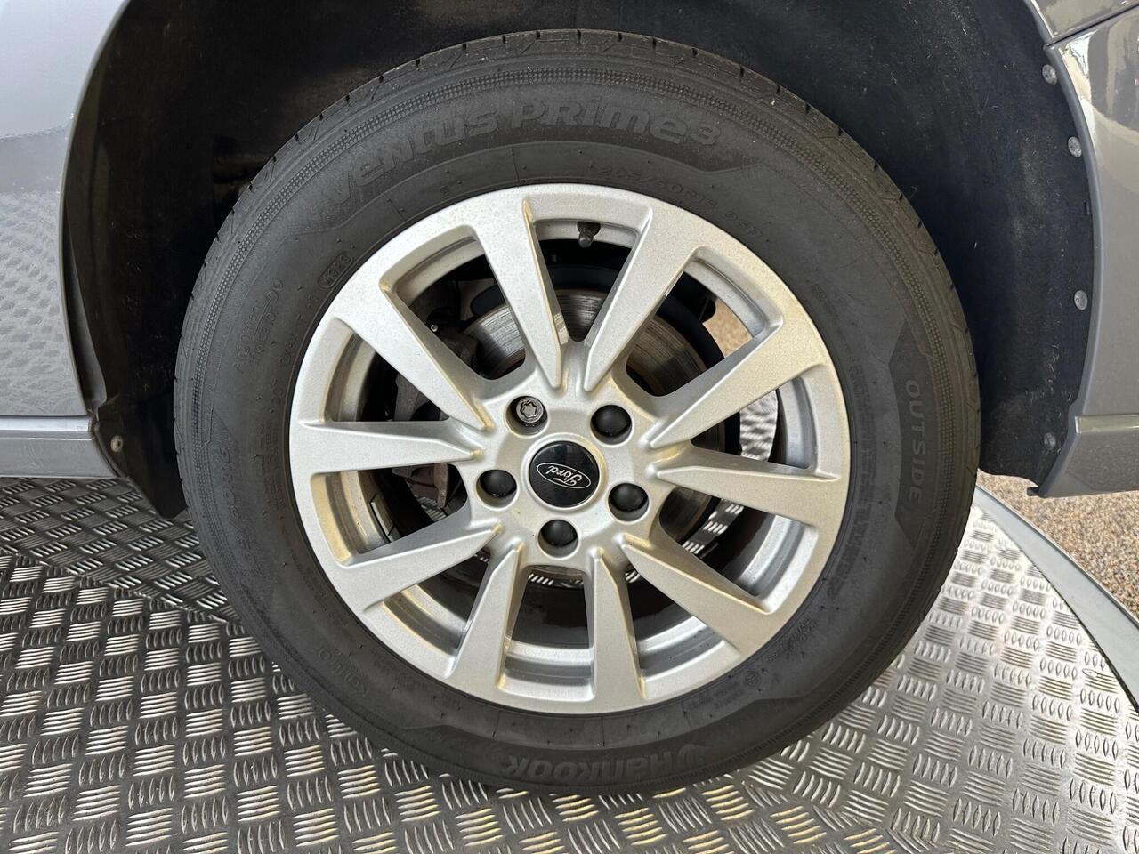 Ford Tourneo Connect ML24WXS