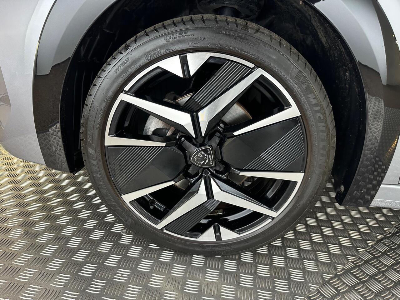 Peugeot 208 MJ24ZXE