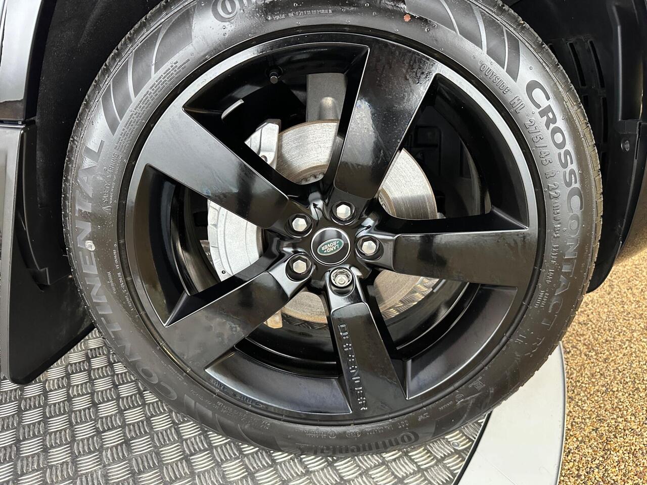 Land Rover Defender 110 KW74MTU