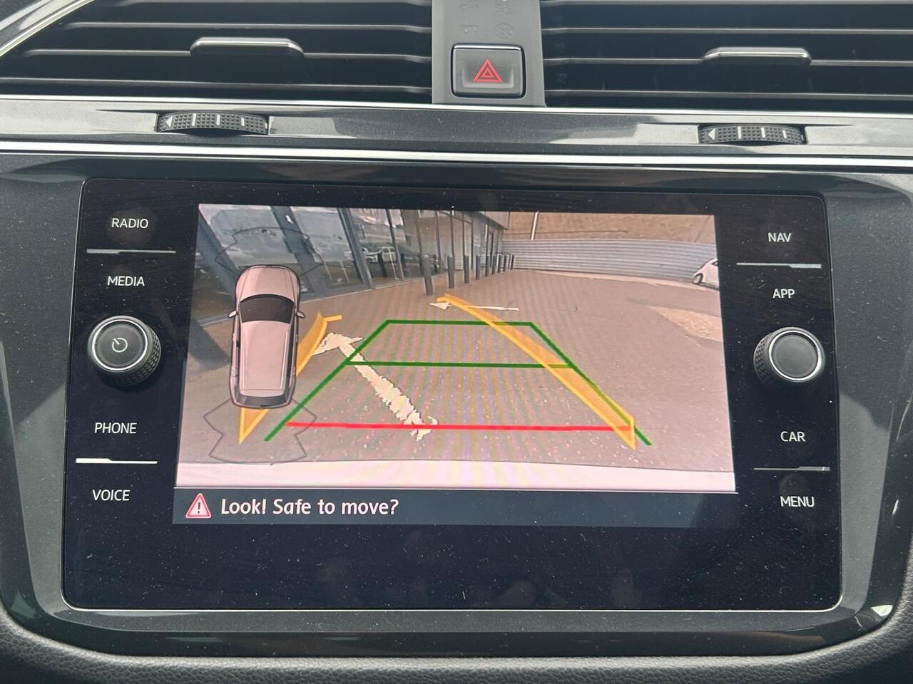 Volkswagen Tiguan AF67KMY