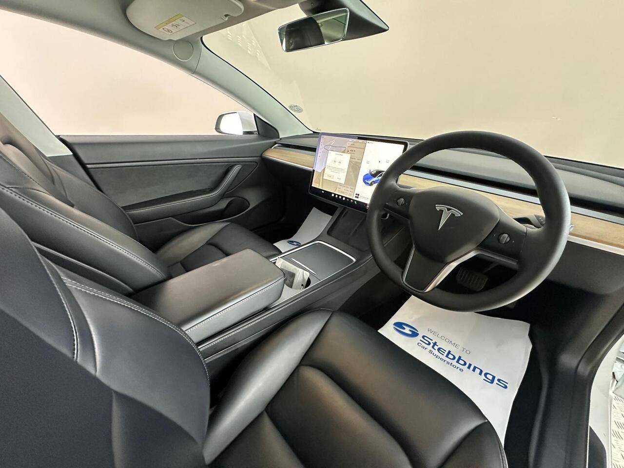 Tesla Model 3 LB70DKD