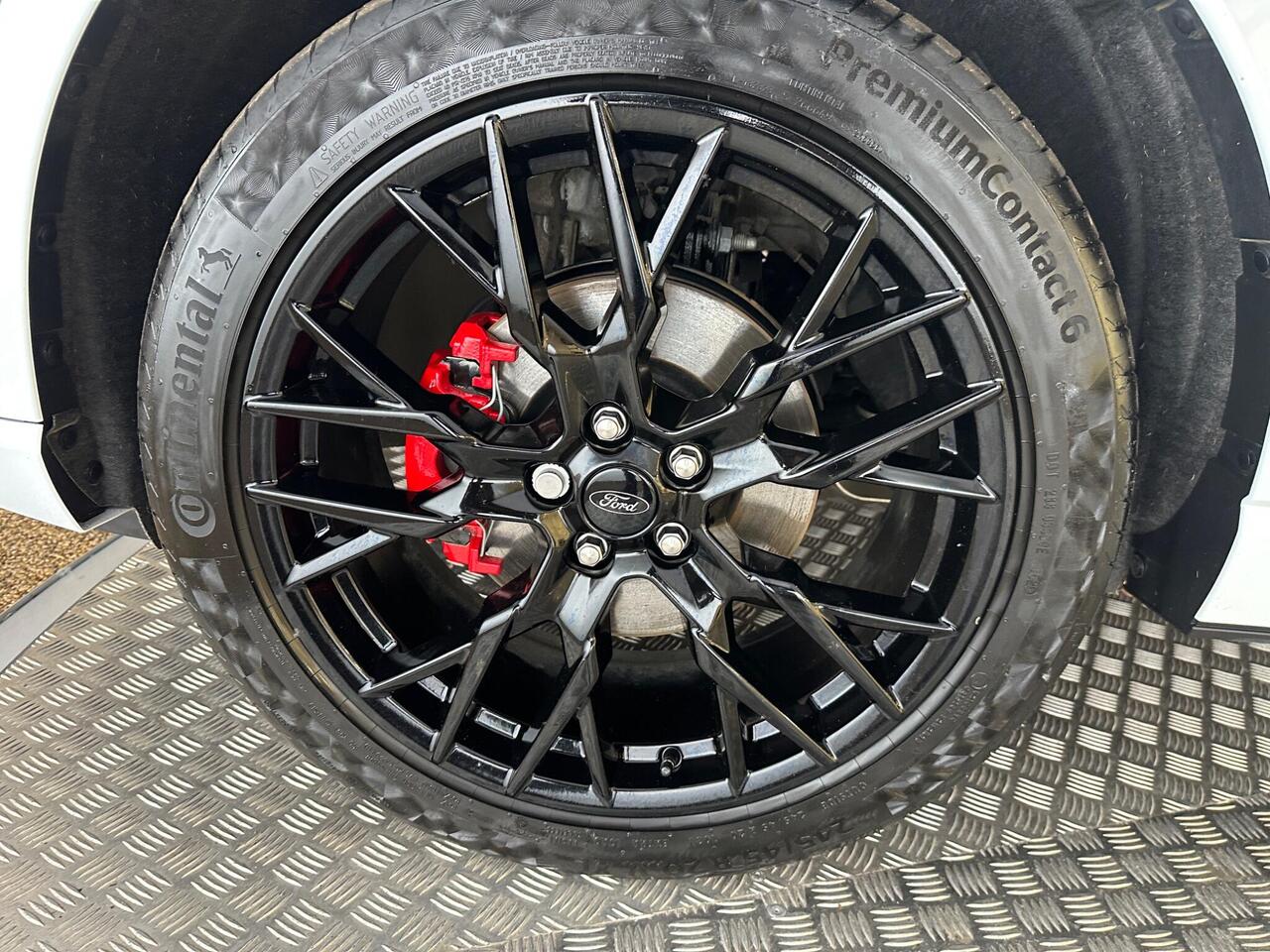 Ford Kuga ET25CEA