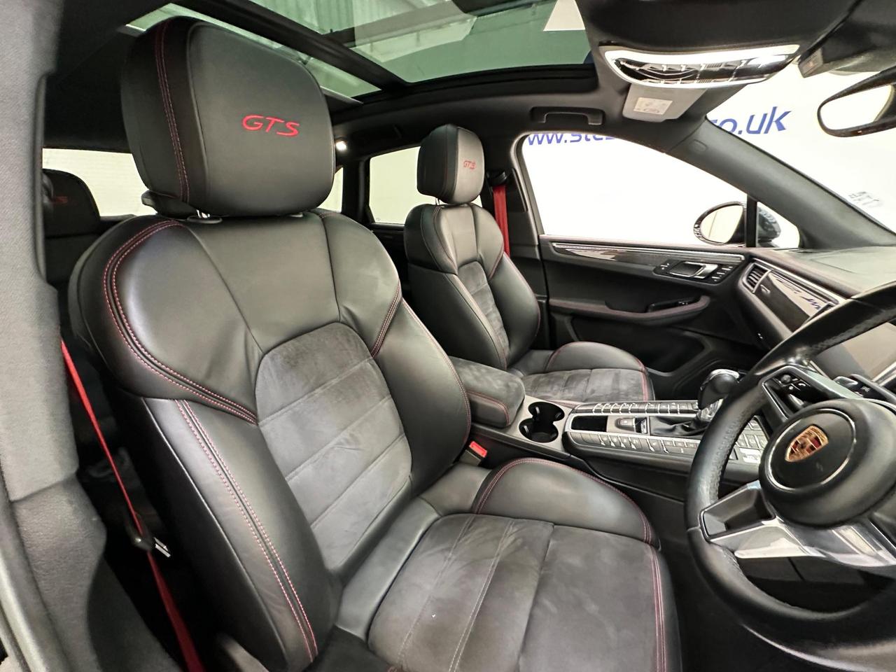 Porsche Macan WM66DZS