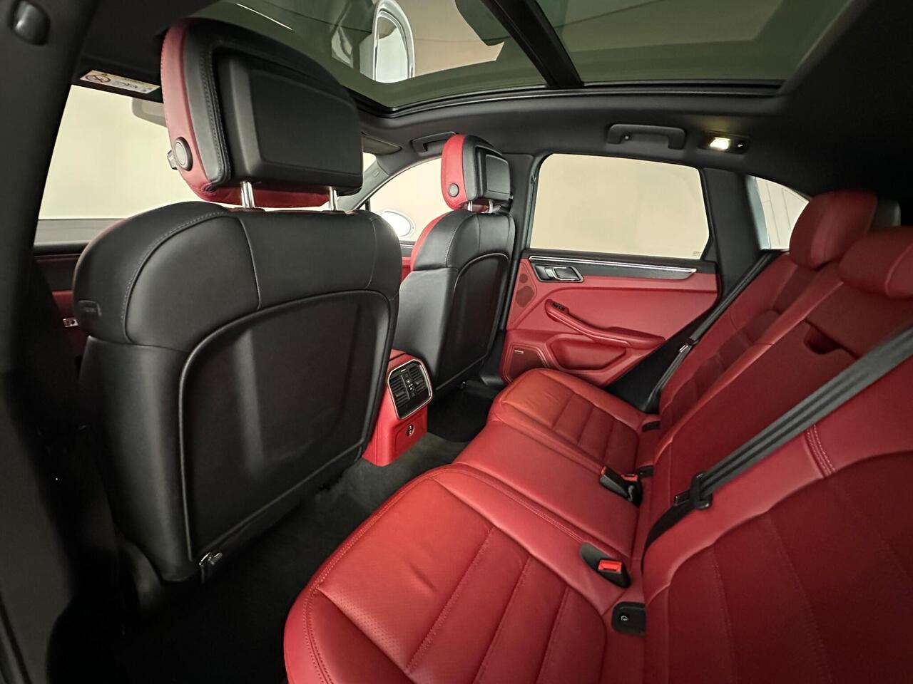 Porsche Macan AP24DWK
